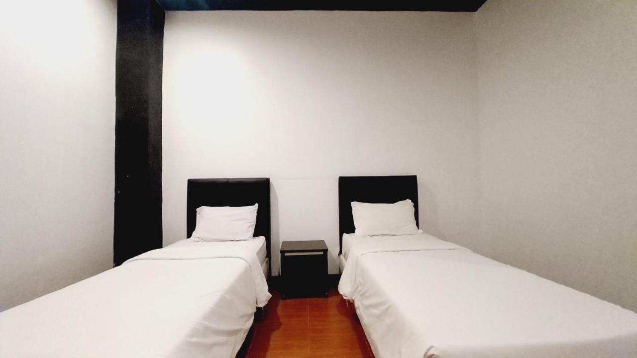 Dc Hotel & Hostel Labuan Bajo Eksteriør bilde