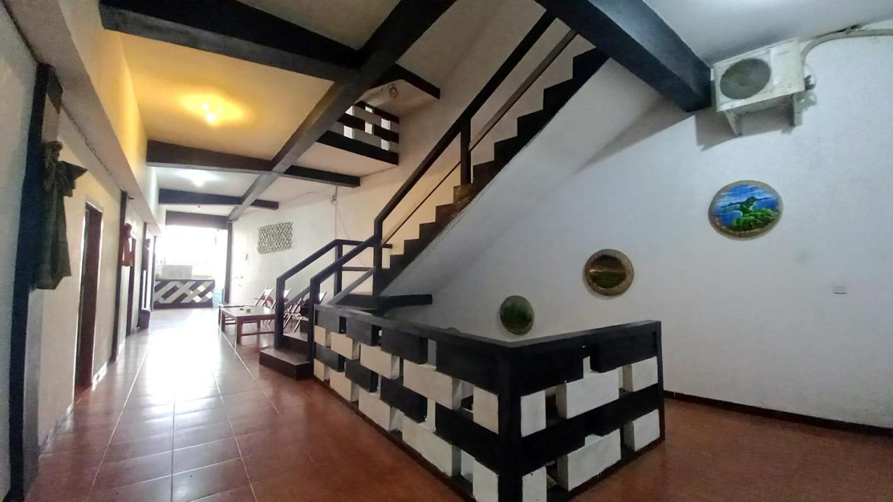 Dc Hotel & Hostel Labuan Bajo Eksteriør bilde