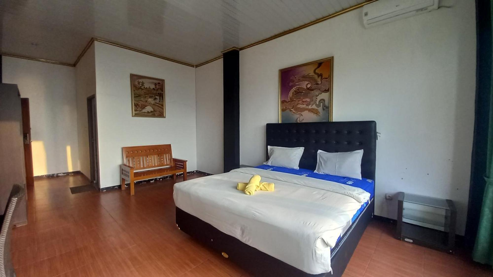 Dc Hotel & Hostel Labuan Bajo Eksteriør bilde